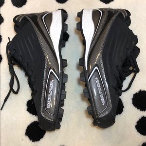 NEW Men’s Rawlings Baseball Cleats Size 8